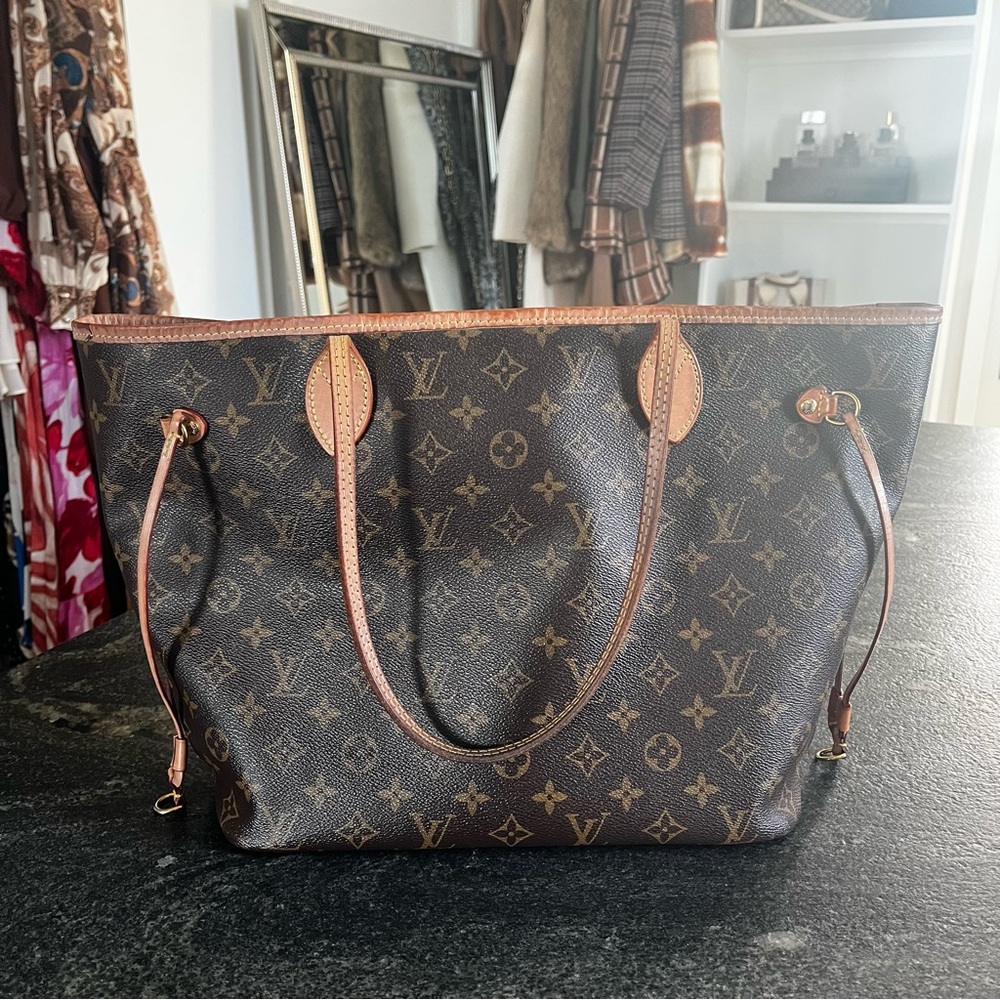 Louis Vuitton Monogram Neverfull MM Tote